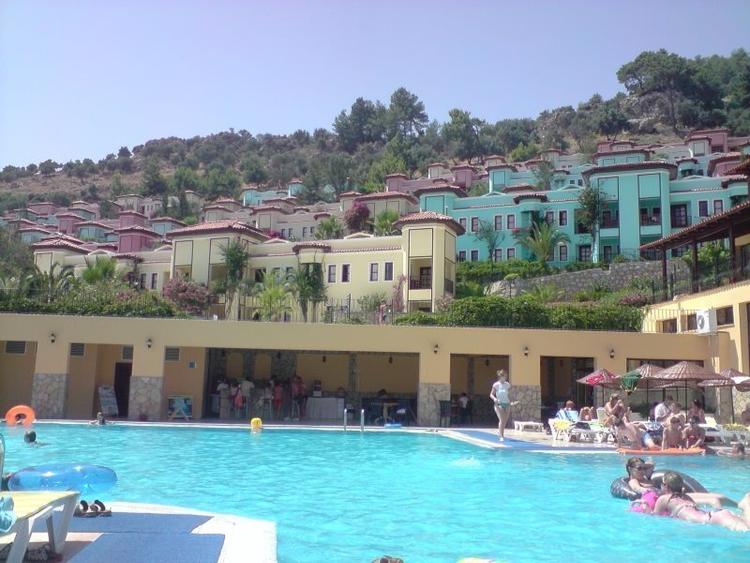 Caria Holiday Resort