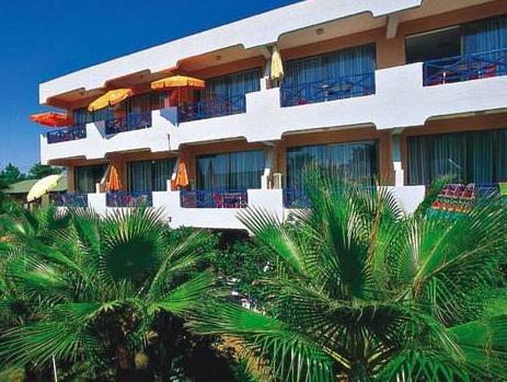 Tropic Hotel