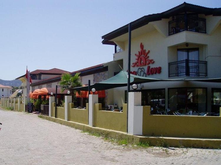 Sun Love Hotel