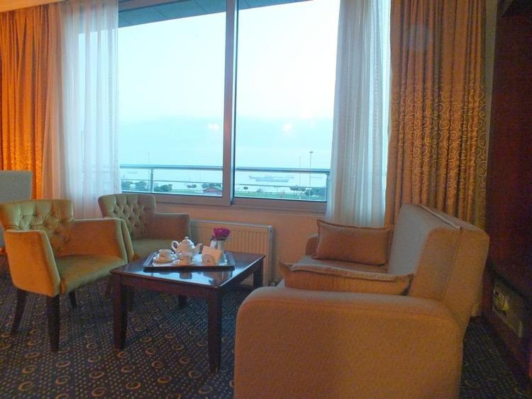 Emexotel