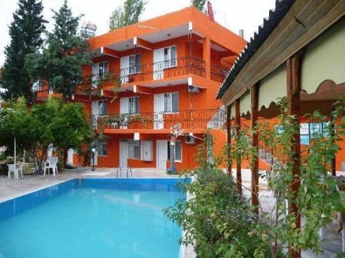 Dort Mevsim Hotel