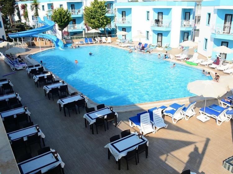 Costa Carina Resort