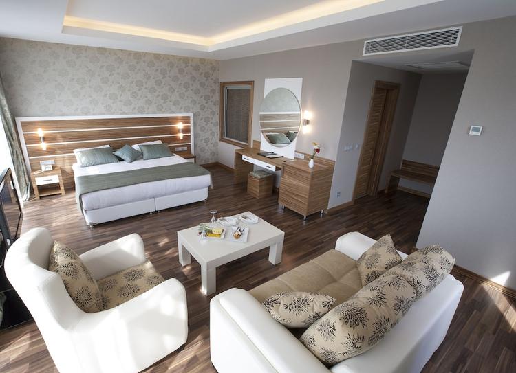 Fourway Hotel-Spa