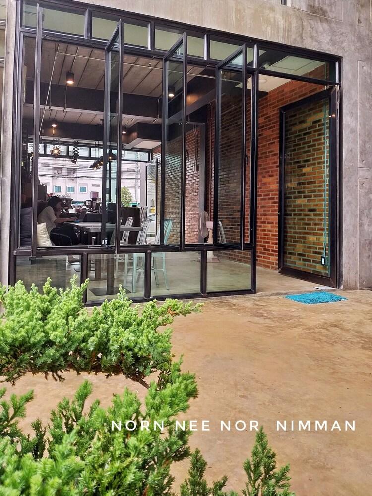 Norn Nee Nor Hostel&Cafe