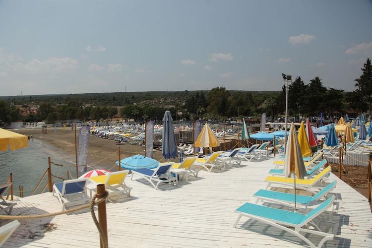 Queenaba Beach Club