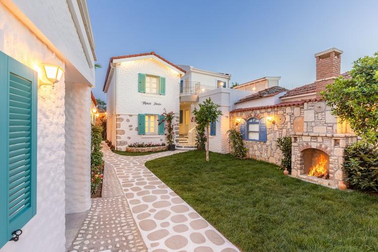 Monza House Otel