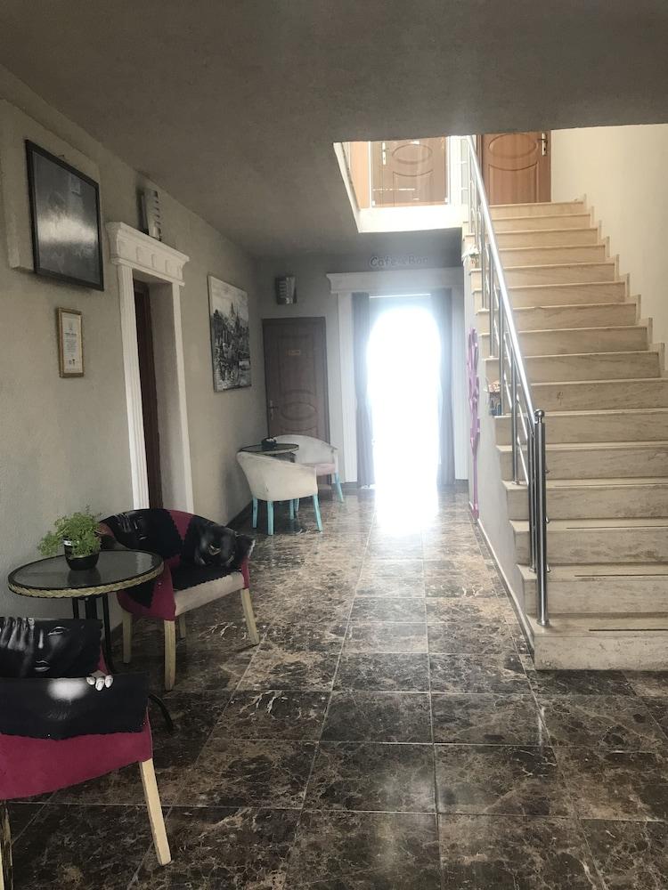 Elit Trio Otel