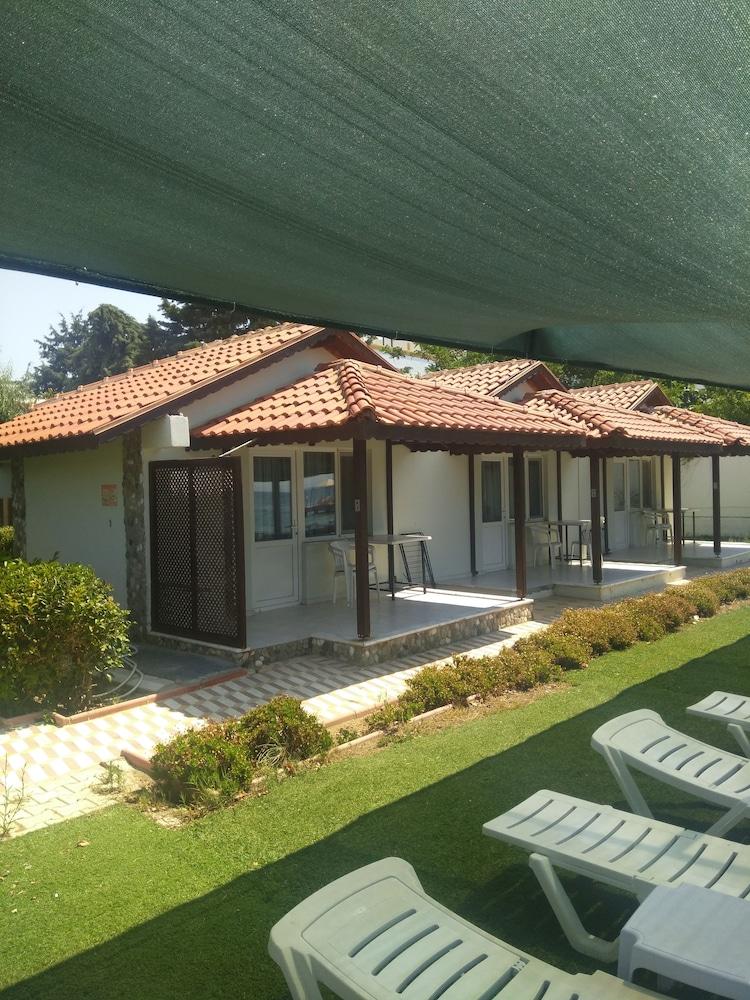 Ares Tatil Koyu