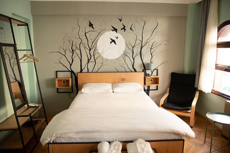 Yolo Hostel