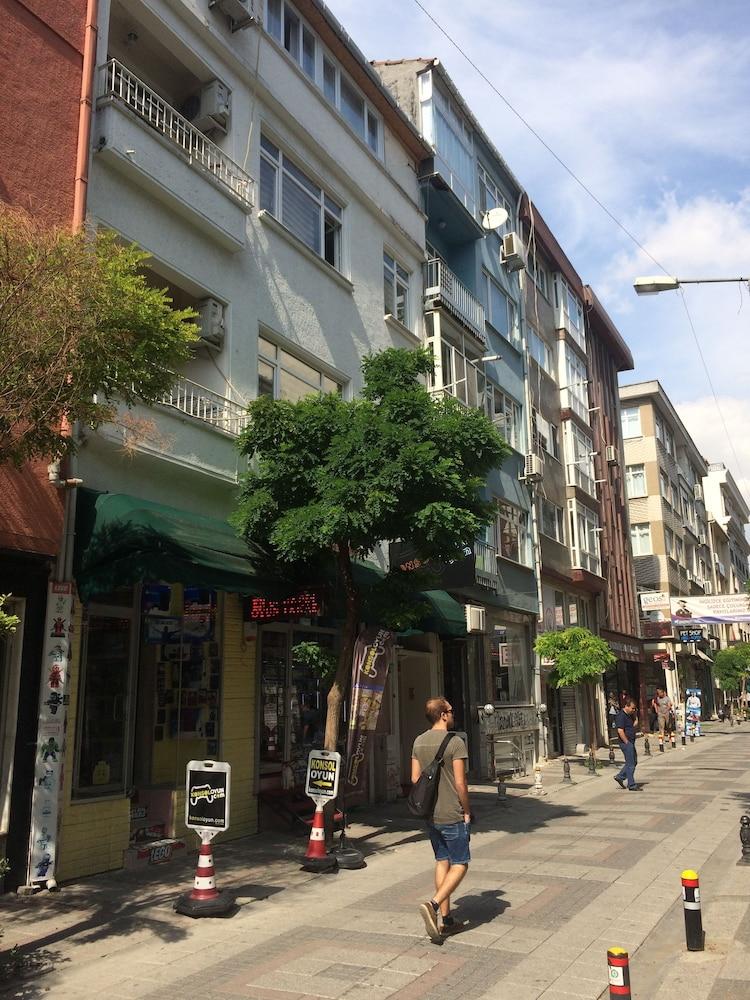 Zeytin Apart Bakirköy