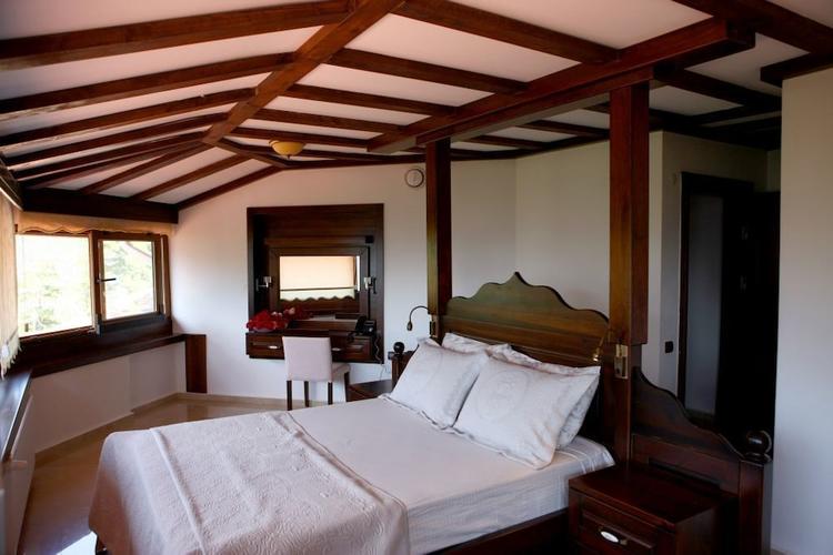 Bn Mountain House