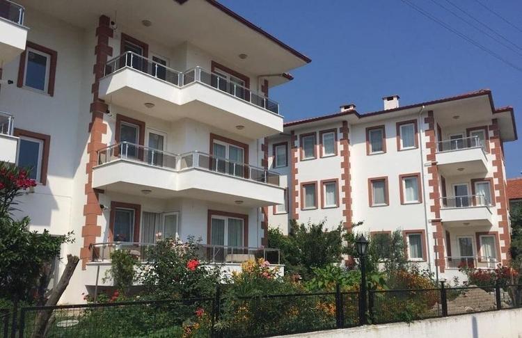 Ugurevler Apart