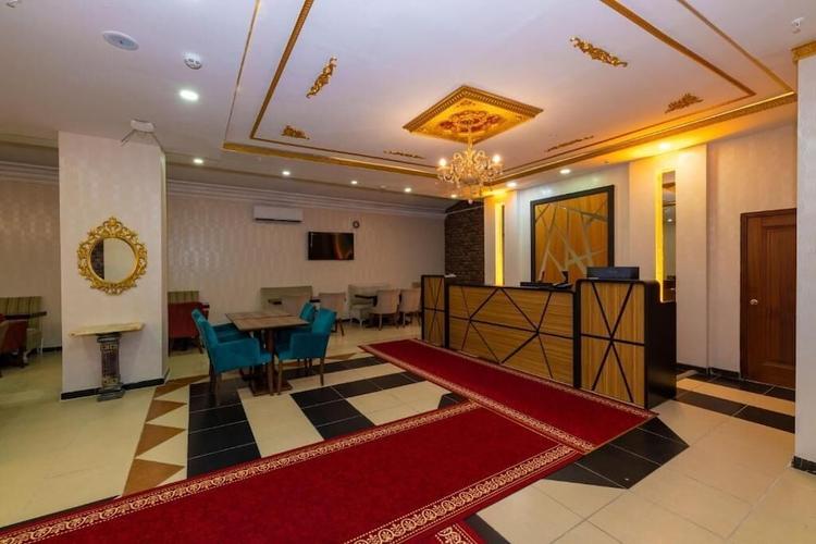 Golden Flower Hotel