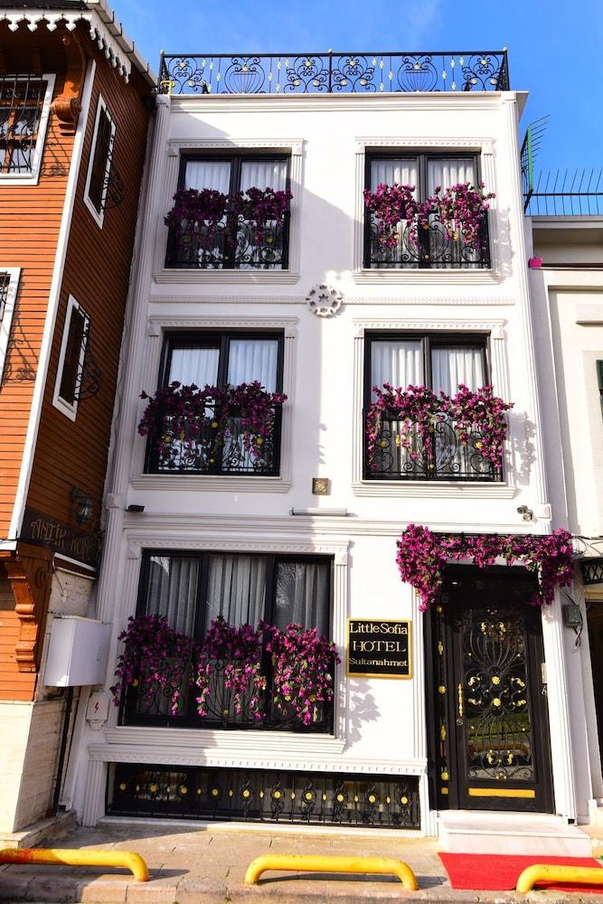 Little Sofia Hotel