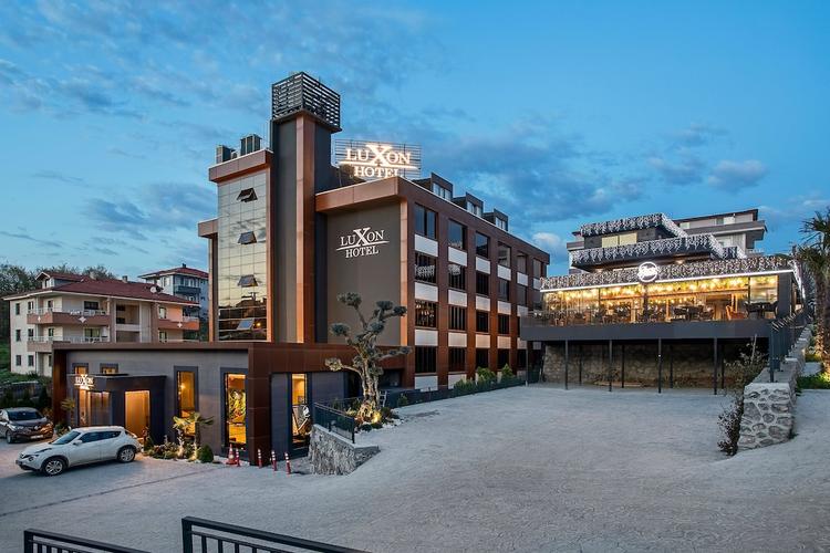 Luxon Hotel