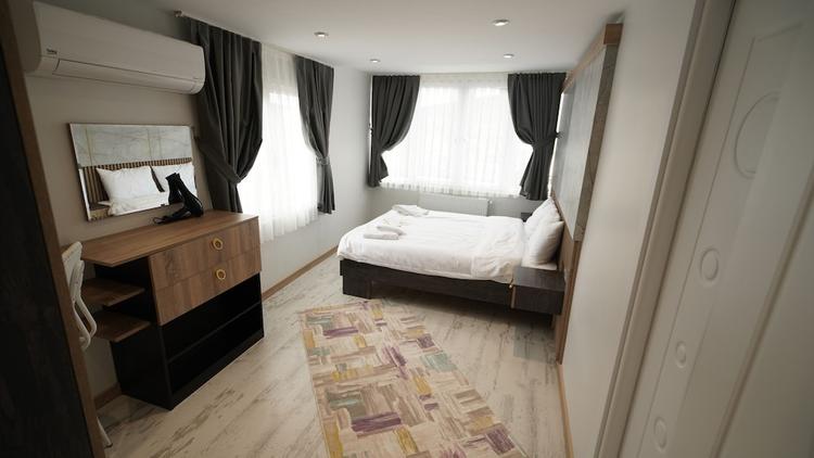 Blue Mansion Hotel