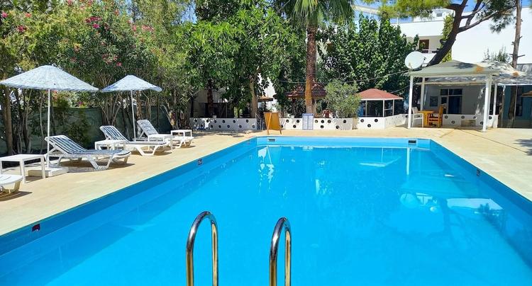 Tropicana Hotel