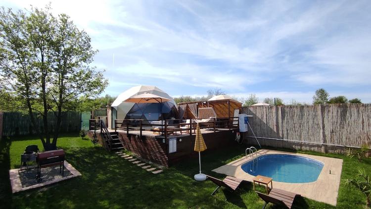 Maya Glamping Dome