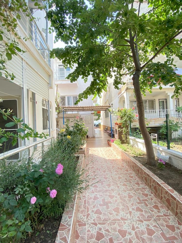 Sedef Pansiyon Apart Otel Sarkoy