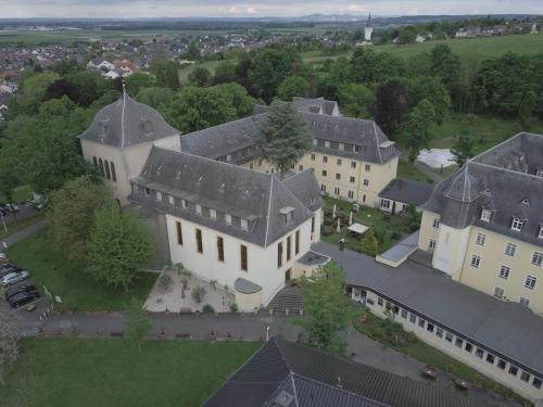 Carea Schlosshotel Domäne Walberberg