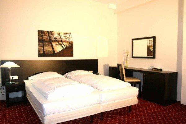 Hotel Aariana