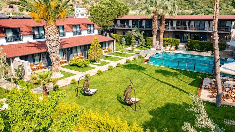 Assos Hunters Hotel