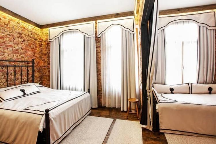 Incila Suites