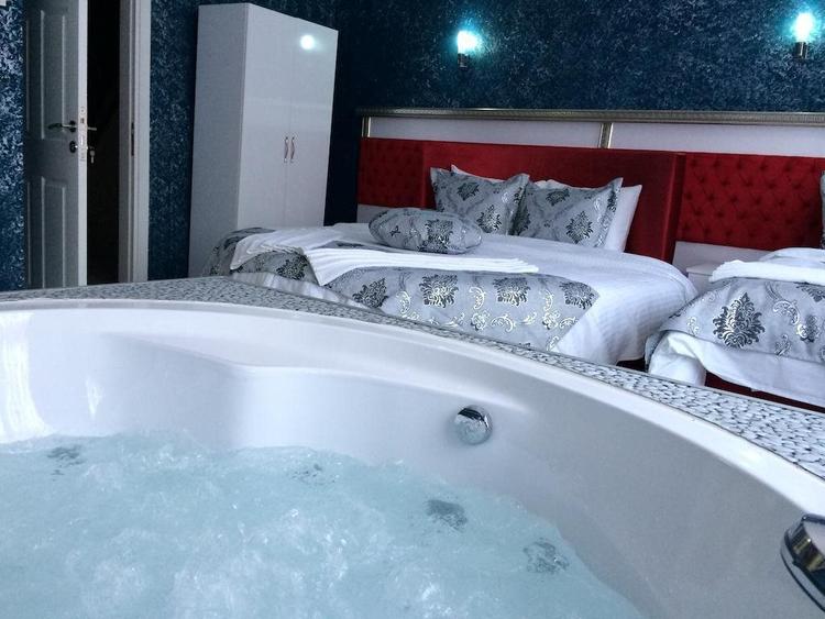 Sky Blue Hotel
