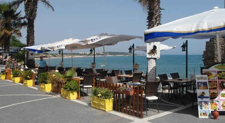 Beach House Hotel