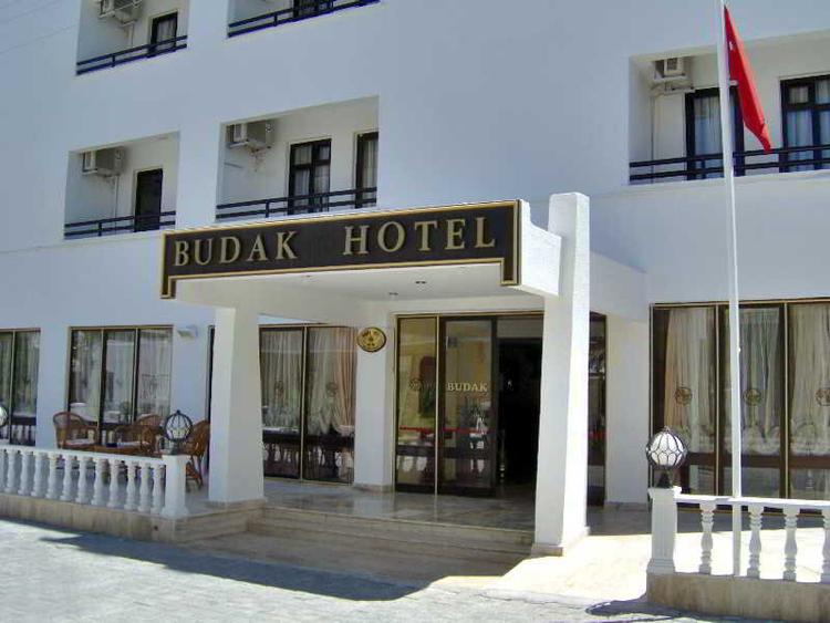 Budak Hotel