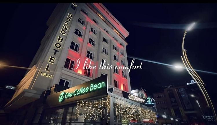 Grand Hotel Van