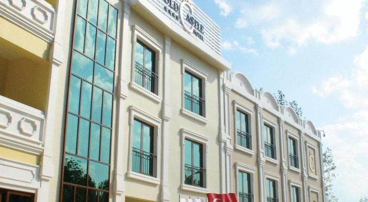 Ener Old Castle Resort Hotel