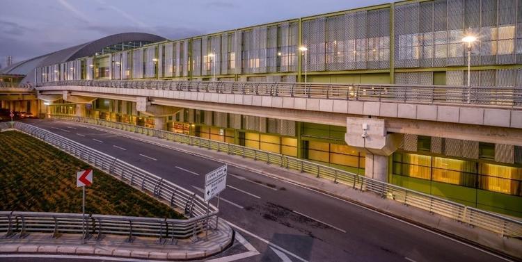 Tav Airport Hotels Izmir