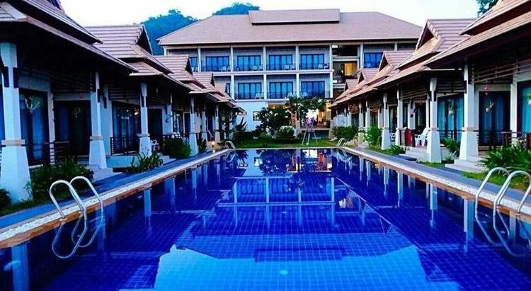 Poolsawat Villa