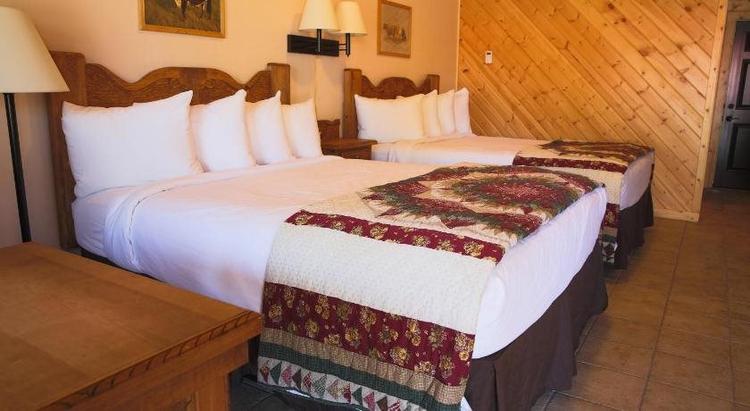 The Longhorn Ranch Lodge And Rv Resort
