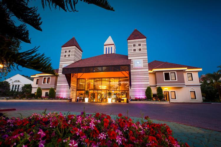SENTIDO Turan Prince Park