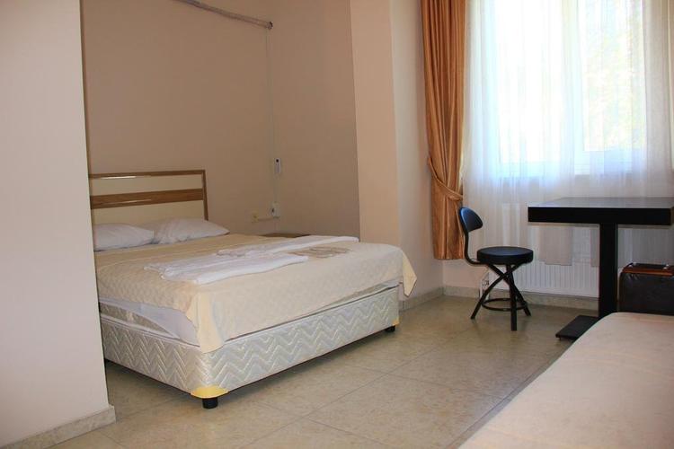 Yagiz Motel