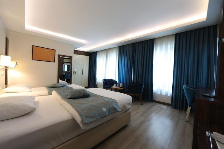 Özlü Otel