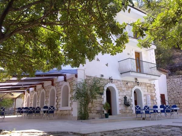 Adrasan Eviniz Hotel