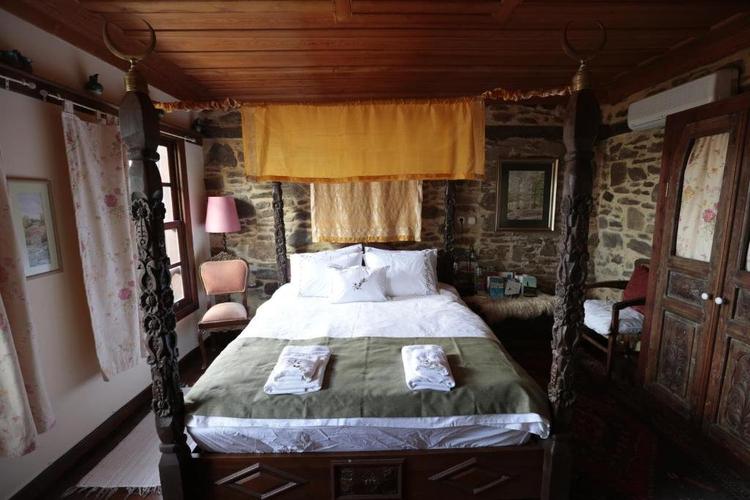 Ephesus Cottages