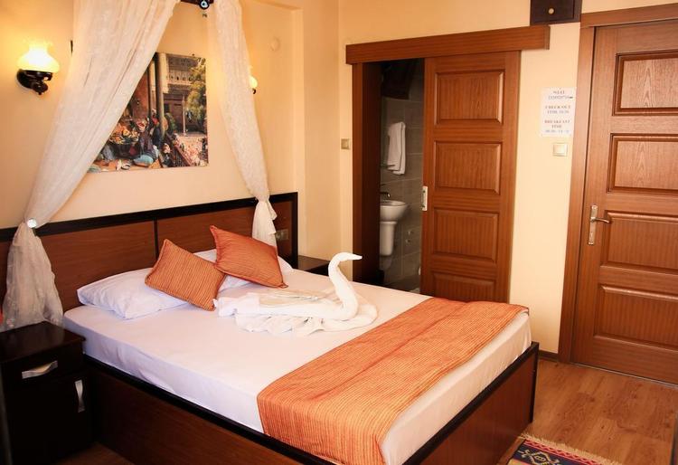 Dreams Hotel