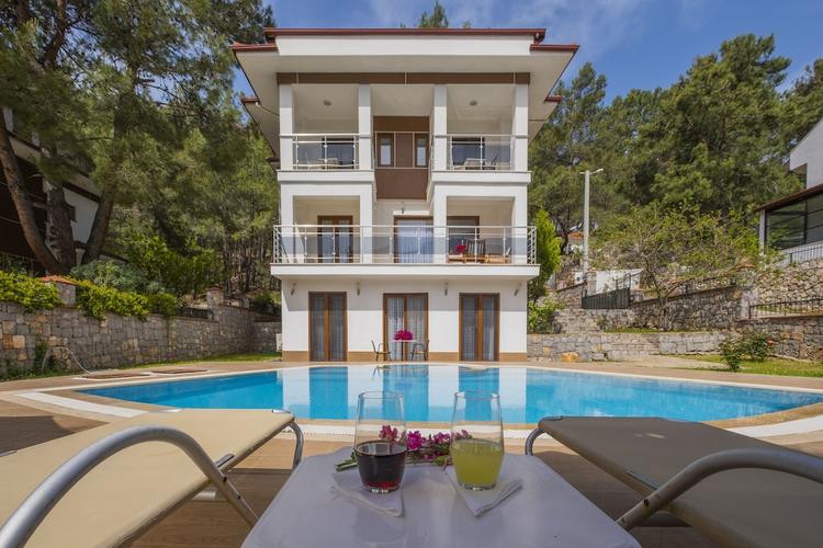 Olympia Villas