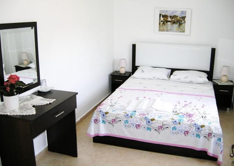 Knidos Hotel