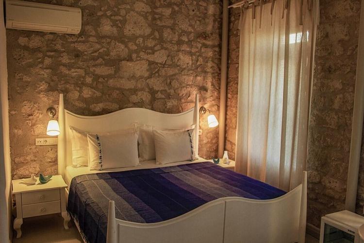 128A Hotel