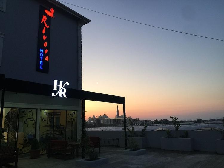 Hotel Rivera