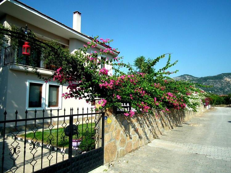 Villa Hayri