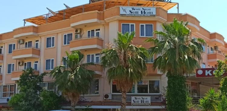 White Night Suite & Apart Hotel