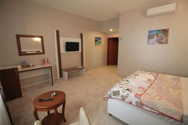 Gold Suite
