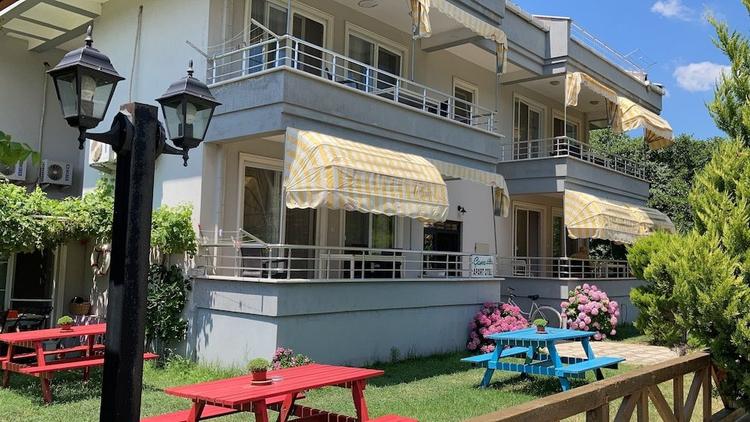 Çam Apart Hotel
