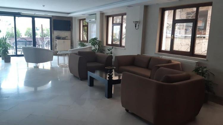 RZA Business Hotel